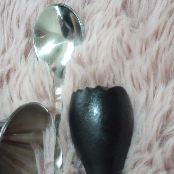 Bar ware set with big cube trays wine stoppers jiggers - Picture 5 of 6